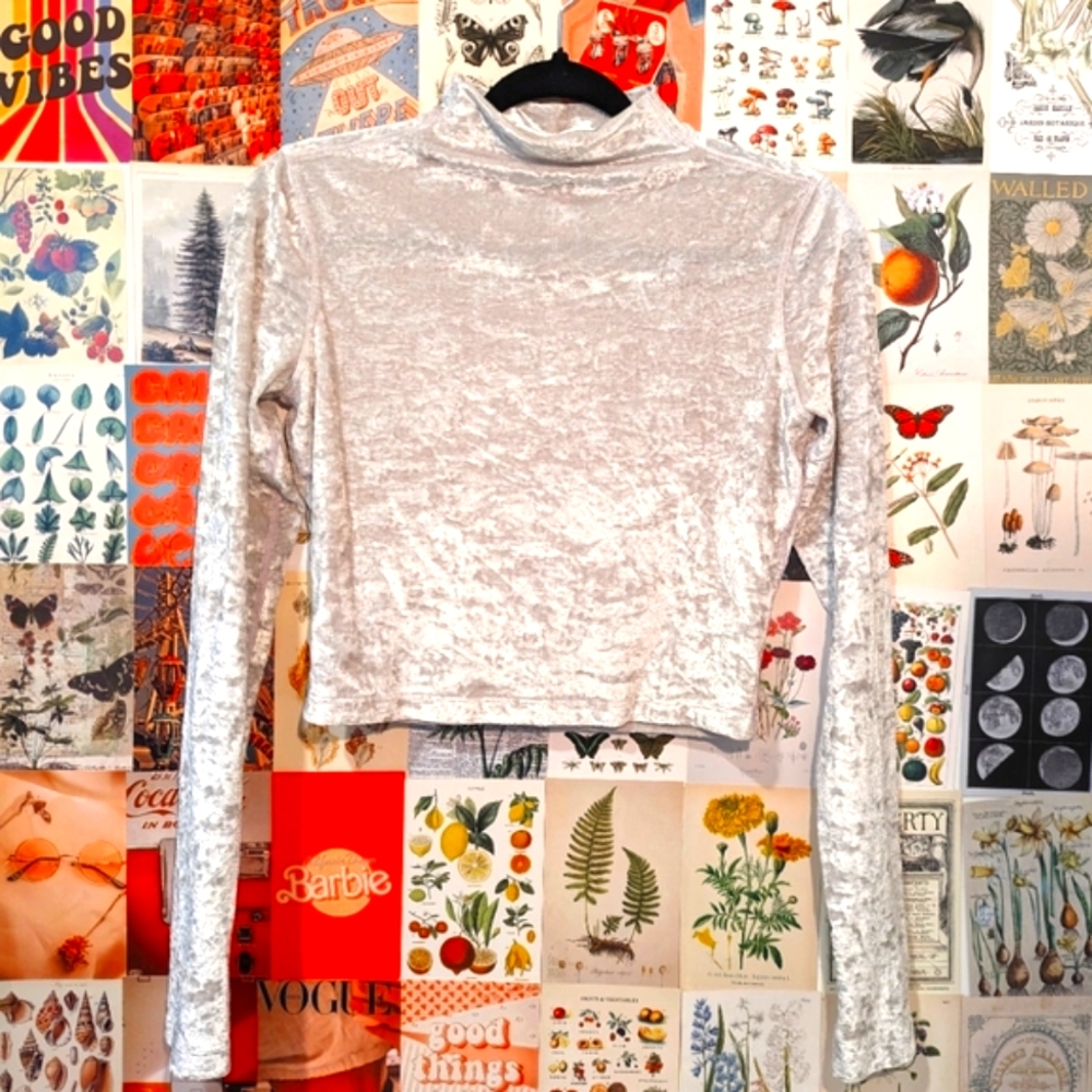 crushed velvet cropped top | lululemon athletica